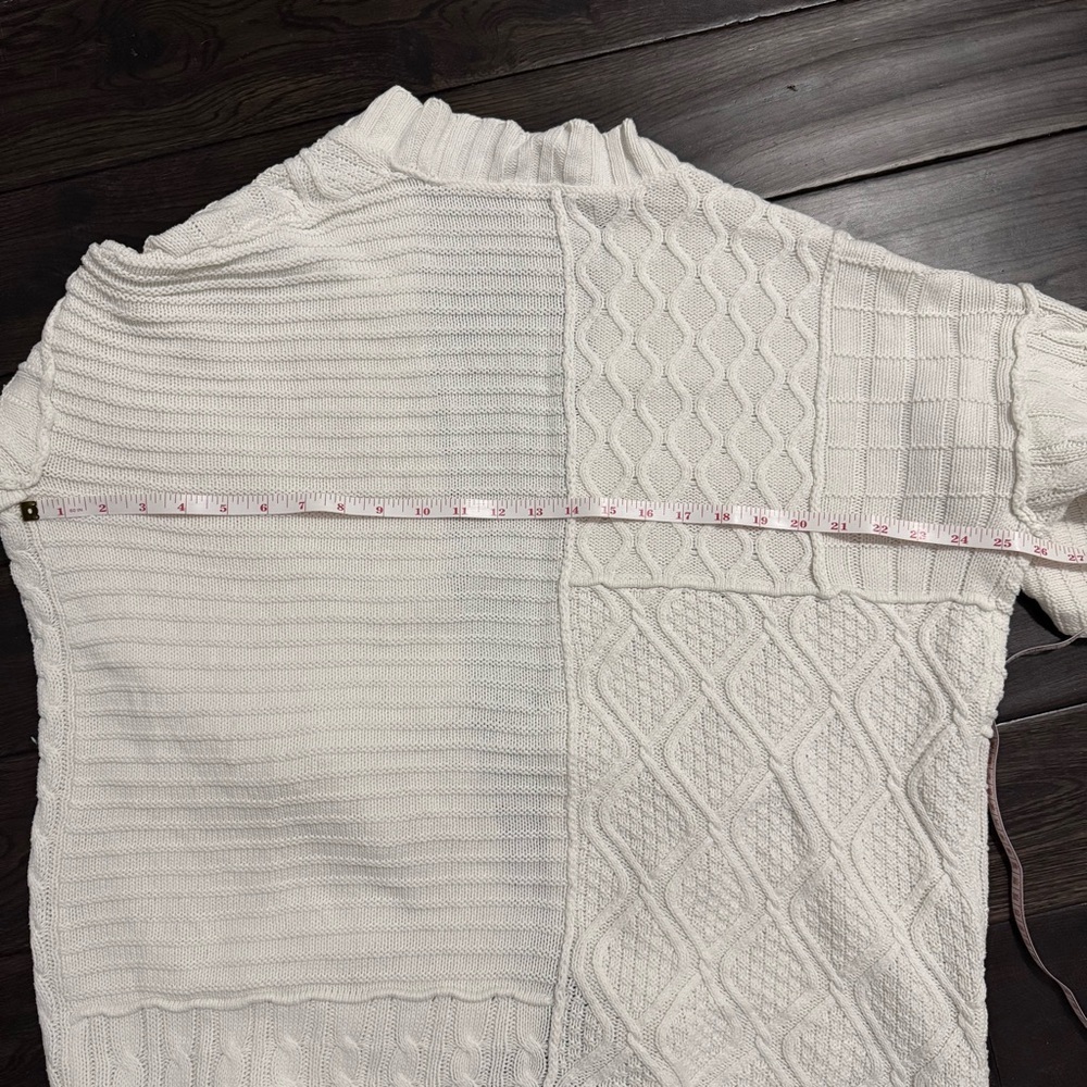 American Eagle Cozy White Cable Knit Cardigan - Picture 8 of 9